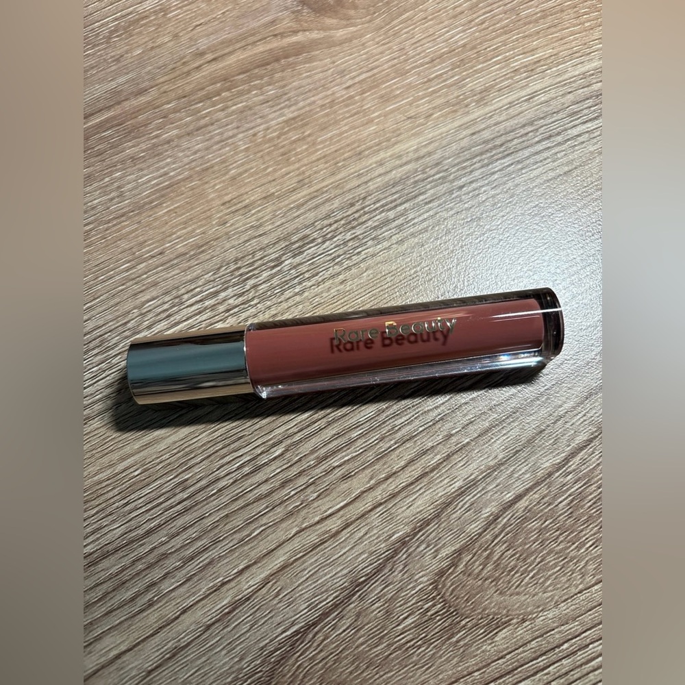 Rare beauty lip gloss